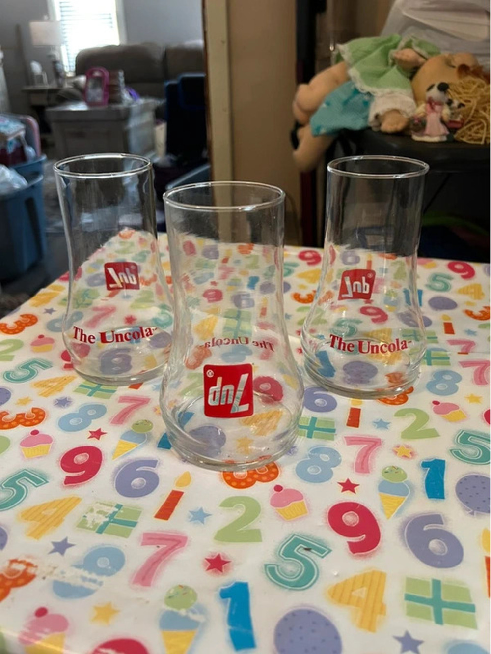 Set of 3 1970s 7up glasses
